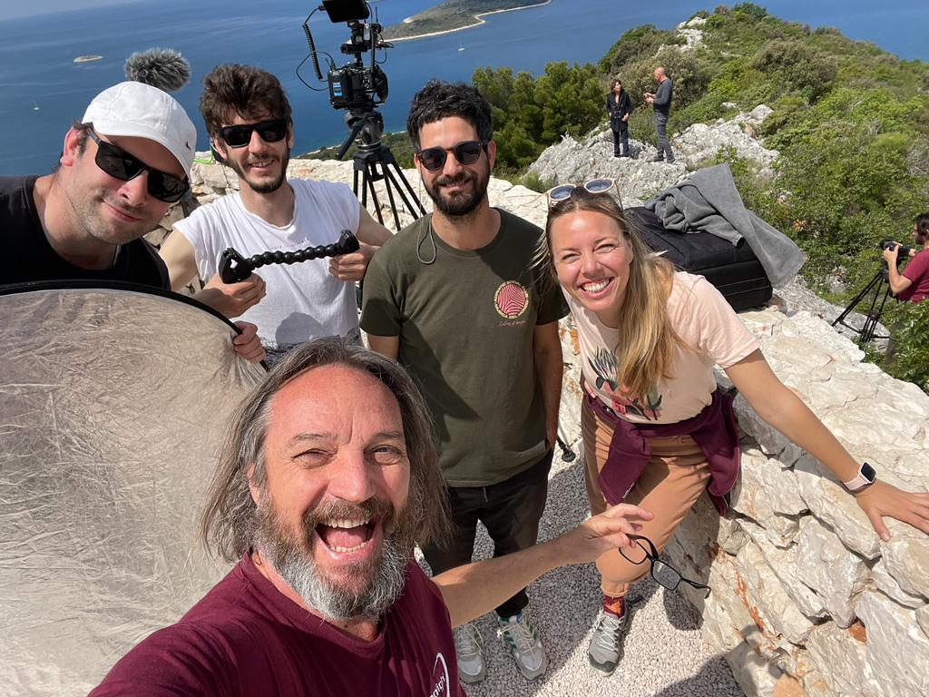 Images of team during the filming of the documentary "the good story".